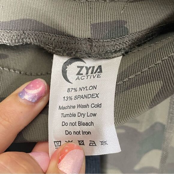 Zyia Camo Unwind Jogger Green Womens Size Small Pants - Picture 5 of 5